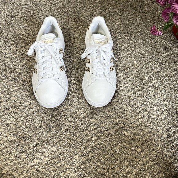 Adidas Grand Court 2.0 Womens Athletic Sneakers Shoes Size 9 White Leopard Print - Picture 10 of 10